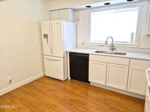Tiny photo for 514 N Main Street, Fostoria, OH 44830 (MLS # 10014772)