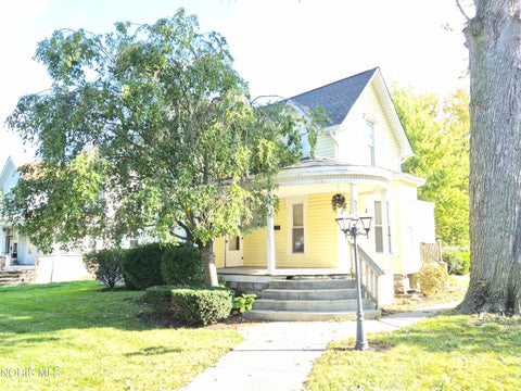 Photo of 514 N Main Street, Fostoria, OH 44830 (MLS # 10014772)