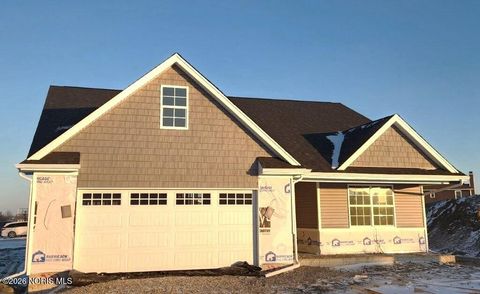 Photo of 25264 E Sunset Maple Drive, Perrysburg, OH 43551 (MLS # 10003823)