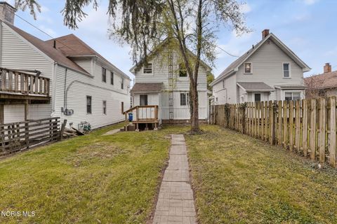 Tiny photo for 1924 Greenwood Avenue, Toledo, OH 43605 (MLS # 10006750)