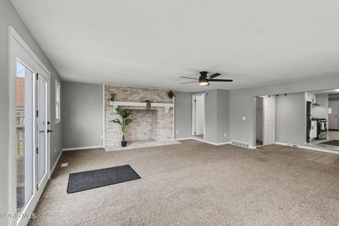 Tiny photo for 5845 Douglas Road, Toledo, OH 43613 (MLS # 10005709)