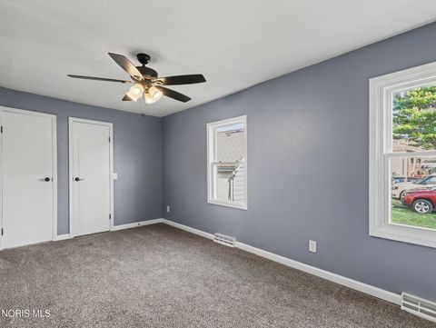 Tiny photo for 5845 Douglas Road, Toledo, OH 43613 (MLS # 10005709)