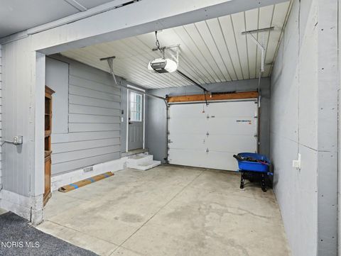 Tiny photo for 5845 Douglas Road, Toledo, OH 43613 (MLS # 10005709)