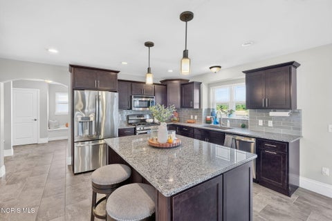 Tiny photo for 6465 White Oak Lane, Whitehouse, OH 43571 (MLS # 10014501)
