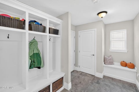 Tiny photo for 6465 White Oak Lane, Whitehouse, OH 43571 (MLS # 10014501)