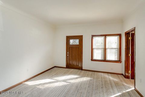 Tiny photo for 3519 Terrace Drive, Toledo, OH 43611 (MLS # 10000107)