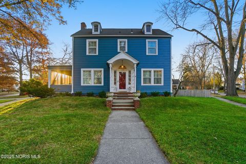 Photo of 4360 Overland Parkway, Toledo, OH 43612 (MLS # 10001377)