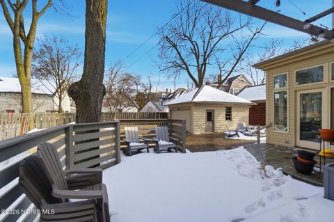 Tiny photo for 865 S Main Street, Findlay, OH 45840 (MLS # 10003995)