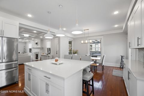 Tiny photo for 865 S Main Street, Findlay, OH 45840 (MLS # 10003995)