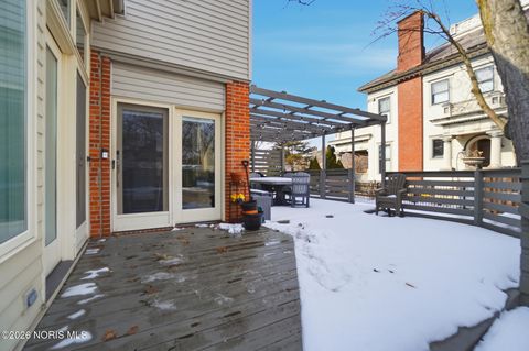 Tiny photo for 865 S Main Street, Findlay, OH 45840 (MLS # 10003995)