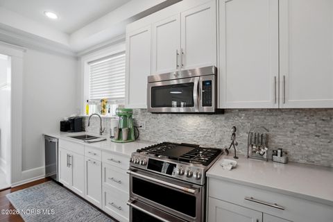 Tiny photo for 865 S Main Street, Findlay, OH 45840 (MLS # 10003995)