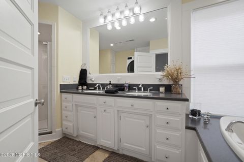 Tiny photo for 865 S Main Street, Findlay, OH 45840 (MLS # 10003995)