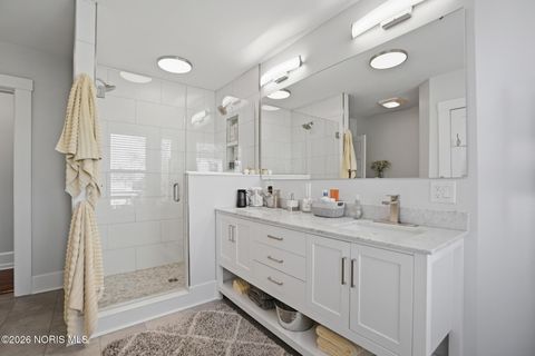 Tiny photo for 865 S Main Street, Findlay, OH 45840 (MLS # 10003995)