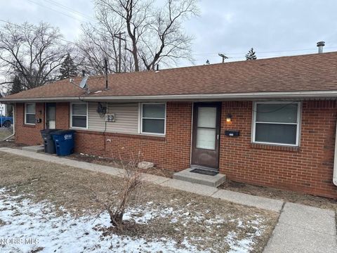 Photo of 5540 Douglas Road, Toledo, OH 43613 (MLS # 10004449)
