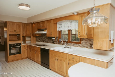 Tiny photo for 121 Sunset Avenue, Sherwood, OH 43556 (MLS # 10013447)