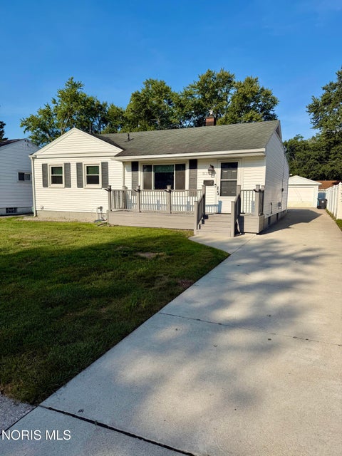 Photo of 5127 Sheila Drive, Toledo, OH 43613 (MLS # 10012858)