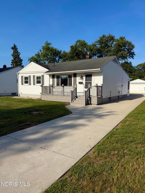 Tiny photo for 5127 Sheila Drive, Toledo, OH 43613 (MLS # 10012858)