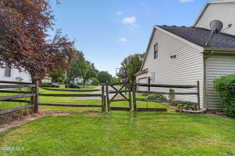 Tiny photo for 3222 Estuary Place, Maumee, OH 43537 (MLS # 10011024)