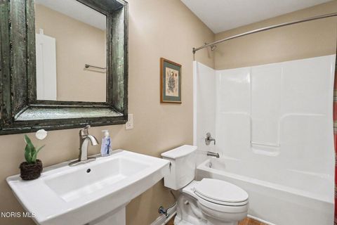 Tiny photo for 7450 Hickory Valley Drive, Maumee, OH 43537 (MLS # 10006156)