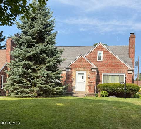 Photo of 3023 Barrington Drive, Toledo, OH 43606 (MLS # 10011662)