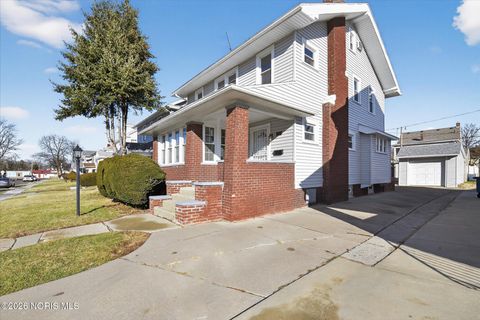 Tiny photo for 2114 Parkdale Avenue, Toledo, OH 43607 (MLS # 10003248)