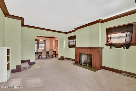 Tiny photo for 2114 Parkdale Avenue, Toledo, OH 43607 (MLS # 10003248)