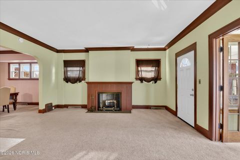 Tiny photo for 2114 Parkdale Avenue, Toledo, OH 43607 (MLS # 10003248)