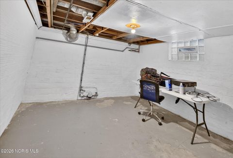 Tiny photo for 2114 Parkdale Avenue, Toledo, OH 43607 (MLS # 10003248)