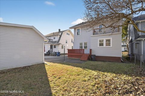 Tiny photo for 2114 Parkdale Avenue, Toledo, OH 43607 (MLS # 10003248)