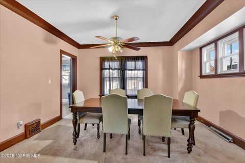 Tiny photo for 2114 Parkdale Avenue, Toledo, OH 43607 (MLS # 10003248)