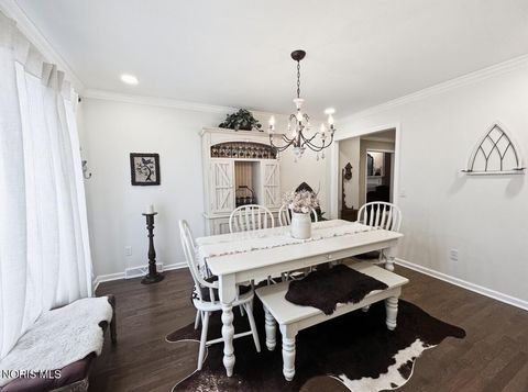 Tiny photo for 5707 Chardonnay Drive, Toledo, OH 43615 (MLS # 10007820)