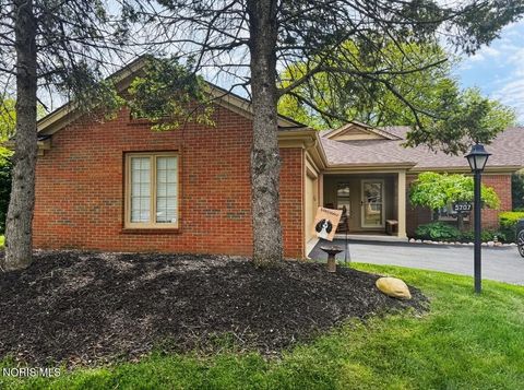 Tiny photo for 5707 Chardonnay Drive, Toledo, OH 43615 (MLS # 10007820)