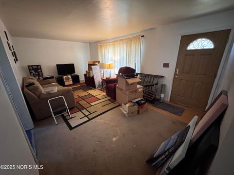 Tiny photo for 110 Mount Vernon Place, Walbridge, OH 43465 (MLS # 10000656)