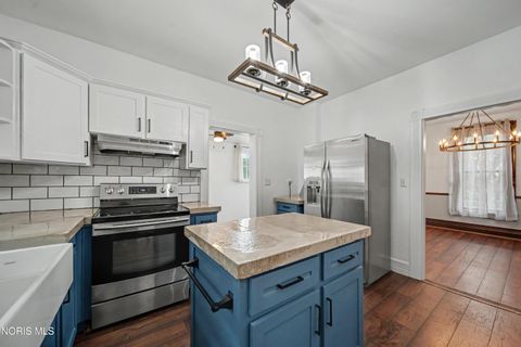 Tiny photo for 932 S West Street, Findlay, OH 45840 (MLS # 10010560)