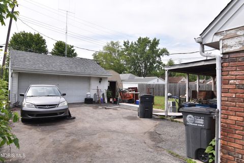 Tiny photo for 5909 Merle Street, Toledo, OH 43623 (MLS # 10008332)