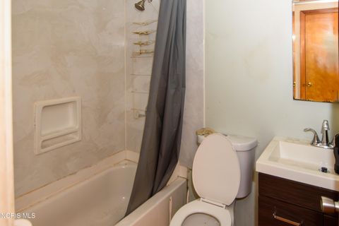 Tiny photo for 5909 Merle Street, Toledo, OH 43623 (MLS # 10008332)