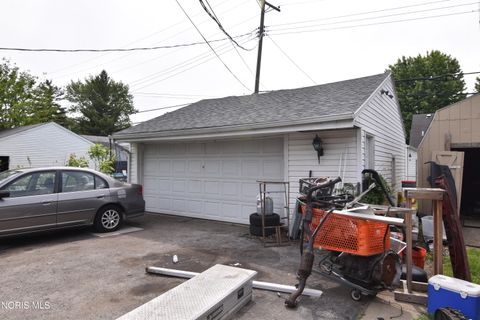 Tiny photo for 5909 Merle Street, Toledo, OH 43623 (MLS # 10008332)