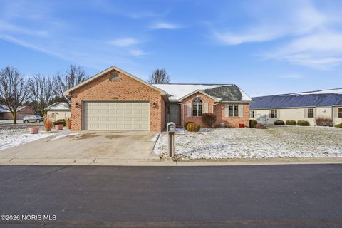 Photo of 2125 Greystone Court, Findlay, OH 45840 (MLS # 10003137)