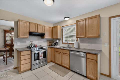 Tiny photo for 3845 Pepperwood Court, Sylvania, OH 43560 (MLS # 10012009)