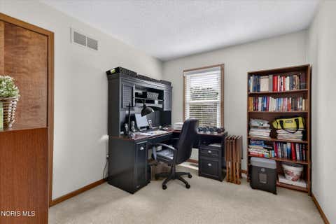 Tiny photo for 3845 Pepperwood Court, Sylvania, OH 43560 (MLS # 10012009)