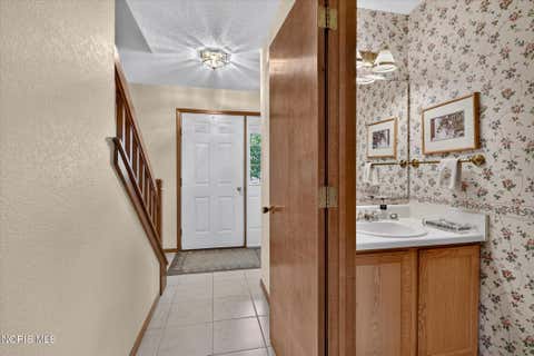 Tiny photo for 3845 Pepperwood Court, Sylvania, OH 43560 (MLS # 10012009)