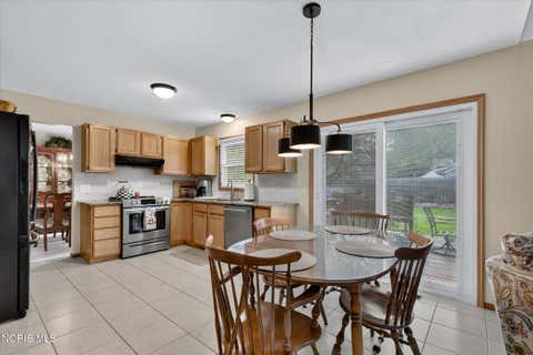 Tiny photo for 3845 Pepperwood Court, Sylvania, OH 43560 (MLS # 10012009)
