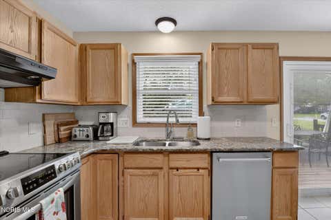 Tiny photo for 3845 Pepperwood Court, Sylvania, OH 43560 (MLS # 10012009)