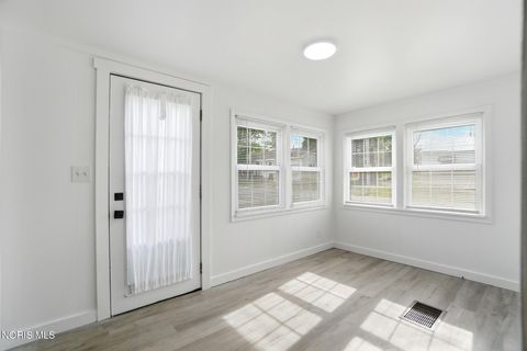 Tiny photo for 209 Superior Street, Kenton, OH 43326 (MLS # 10009336)