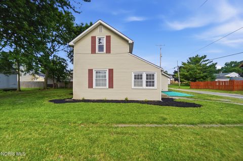 Photo of 209 Superior Street, Kenton, OH 43326 (MLS # 10009336)