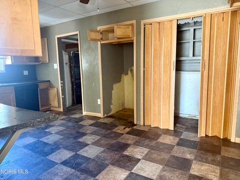 Tiny photo for 1128 Garrison Street, Fremont, OH 43420 (MLS # 10014012)