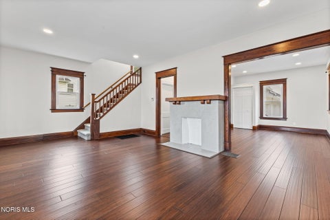 Tiny photo for 2490 Broadway Street, Toledo, OH 43609 (MLS # 10014872)