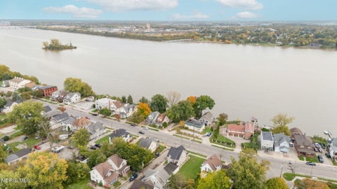 Tiny photo for 2490 Broadway Street, Toledo, OH 43609 (MLS # 10014872)