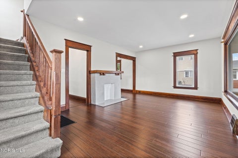 Tiny photo for 2490 Broadway Street, Toledo, OH 43609 (MLS # 10014872)
