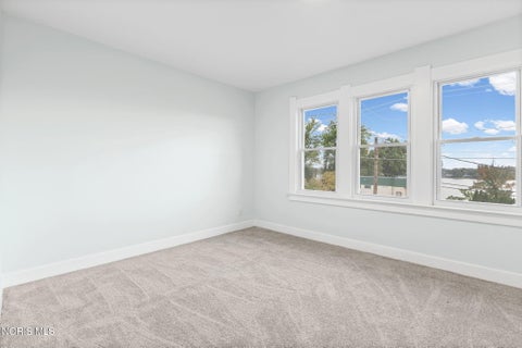 Tiny photo for 2490 Broadway Street, Toledo, OH 43609 (MLS # 10014872)